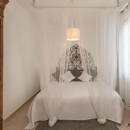 Al Castello Hotel