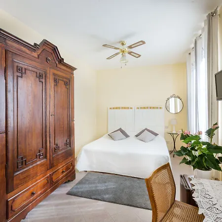 Al Castello 3* Гави